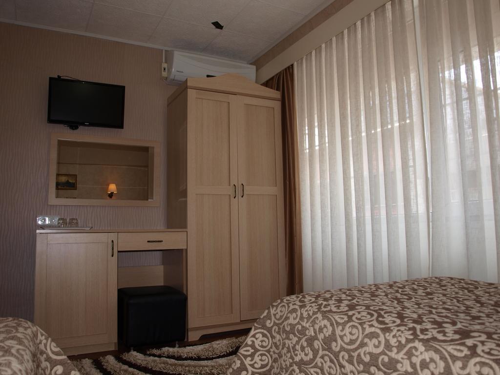 Hotel Nezih Istanbul Exterior photo