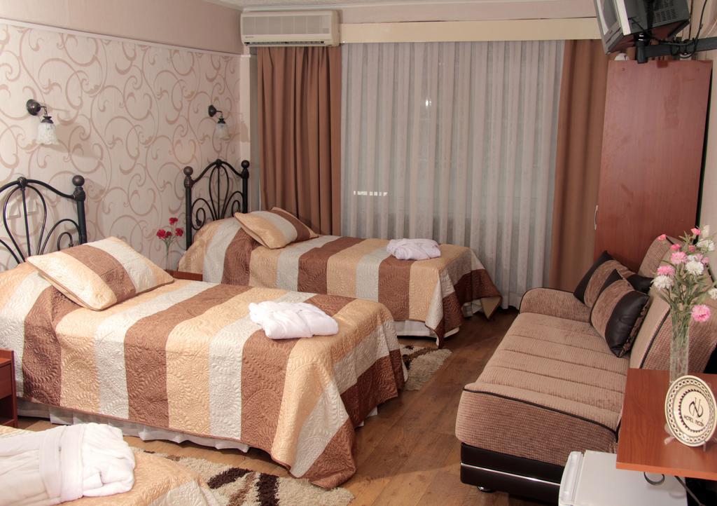 Hotel Nezih Istanbul Exterior photo
